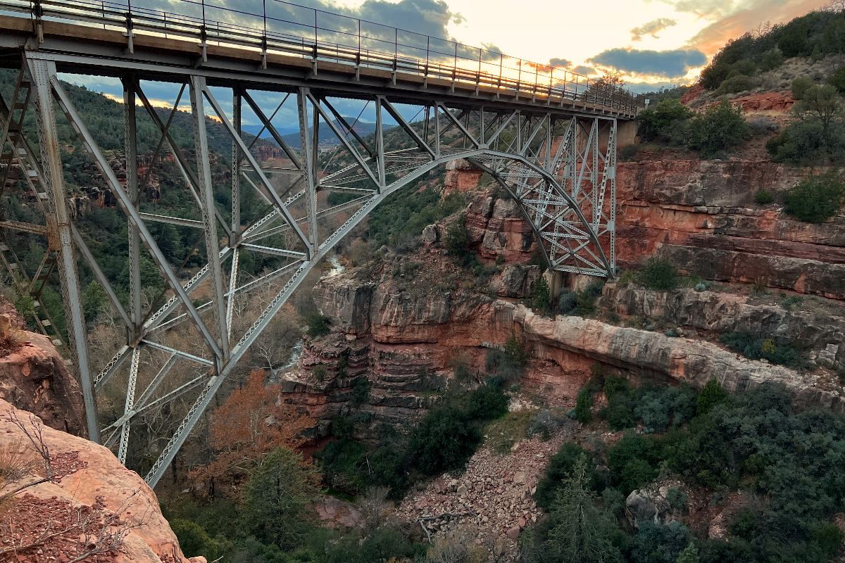 Oak Creek Canyon Scenic Drive